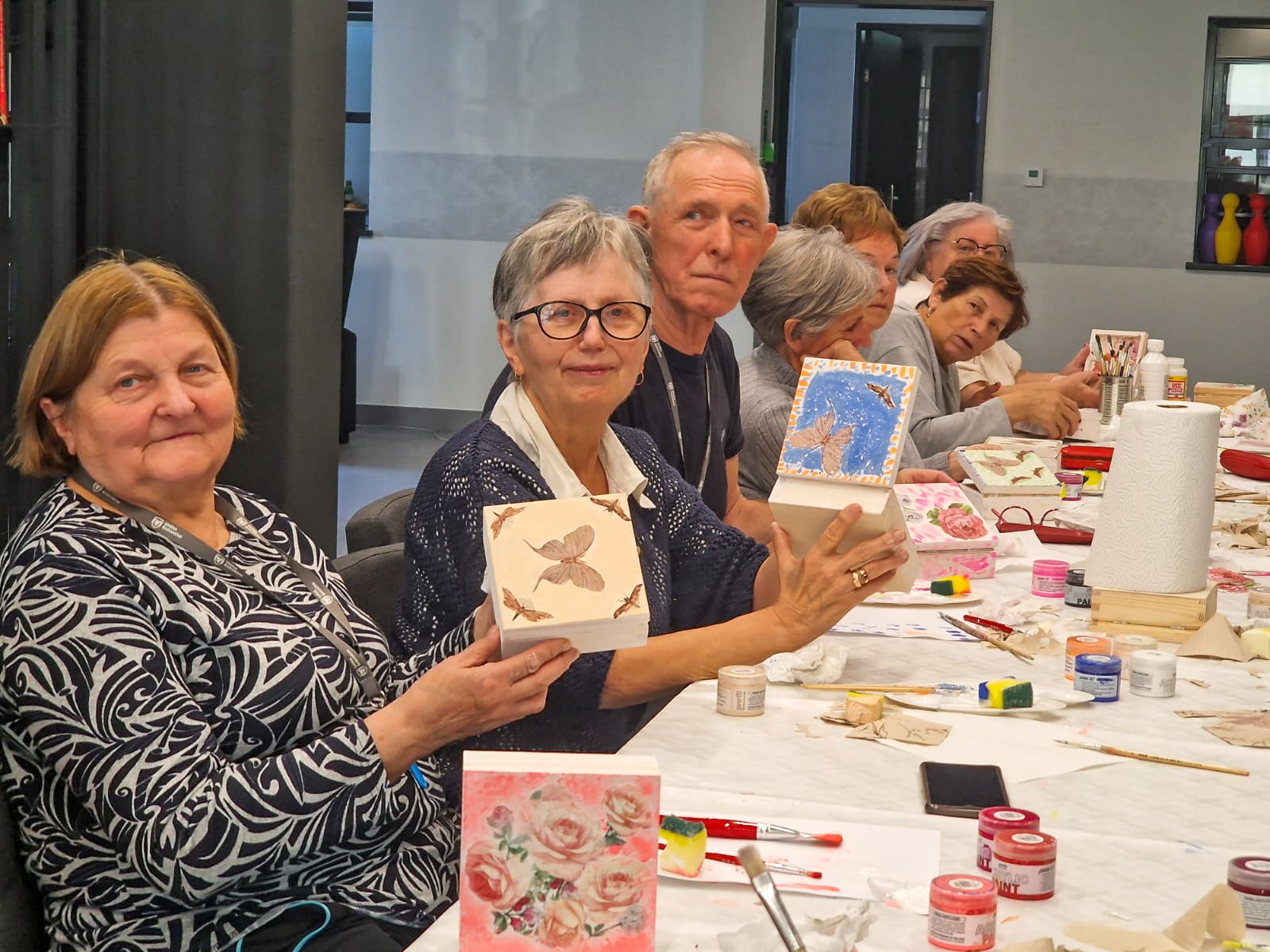 Warsztaty Decoupage w ramach projektu &bdquo;Poznajmy się! Stw&oacute;rzmy wsp&oacute;lną przestrzeń integracji&rdquo;