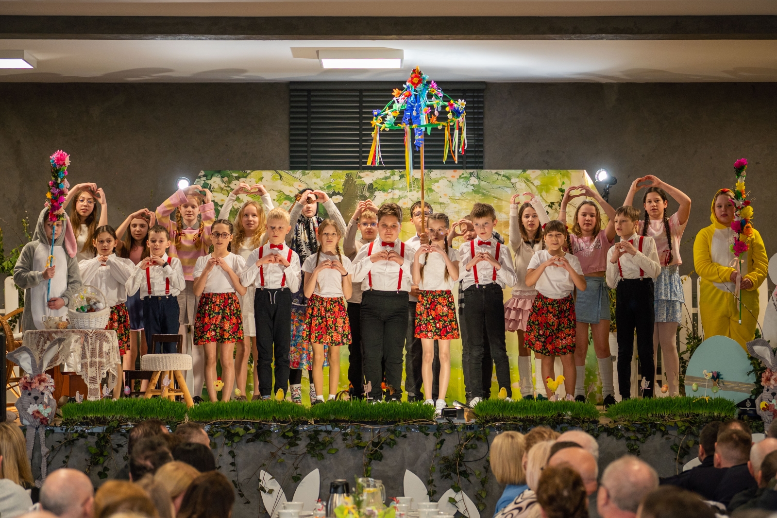 WIELKANOC TUŻ, TUŻ